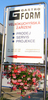 instalace reklamy před budovou - léto r. 2008